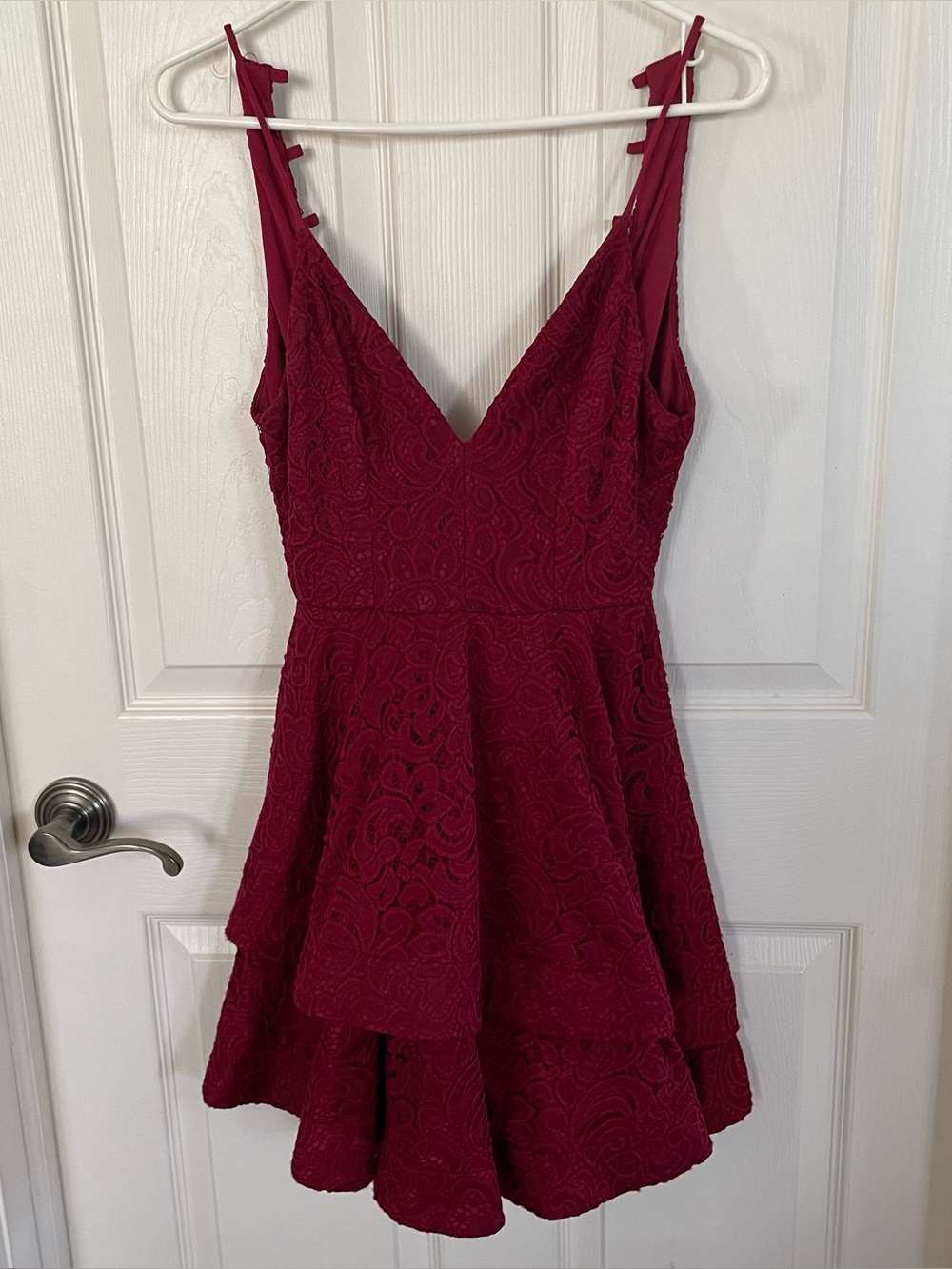 Windsor Burgundy Backless Layered Formal Dress size XS